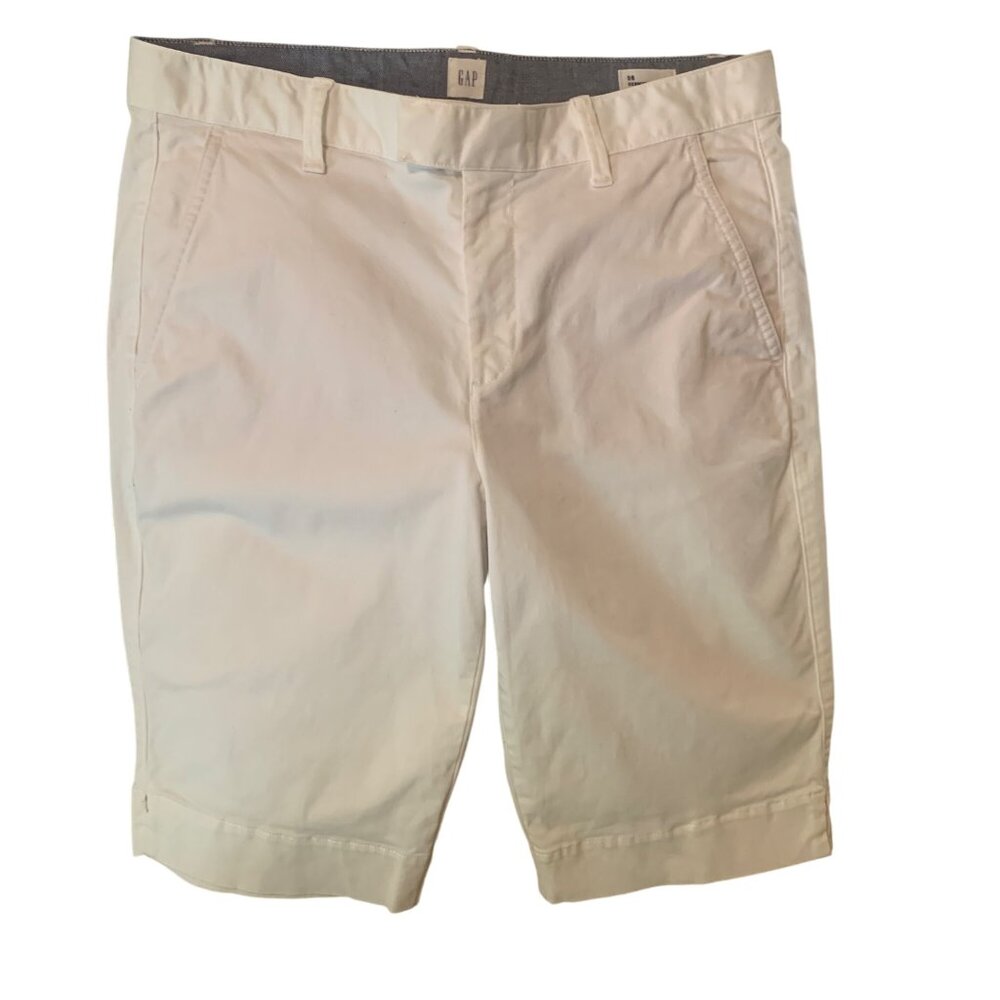 POST-VTG Y2K GAP Women’s White Shorts Bermuda Sz 32" Waist Preppy Resort Androdg